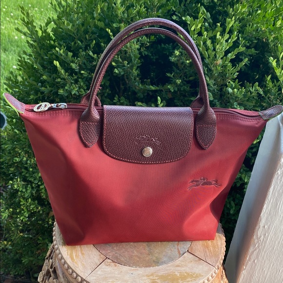Longchamp Handbags - ❤️Authentic Longchamp Tote in Deep Burgundy with Brown Trim❤️